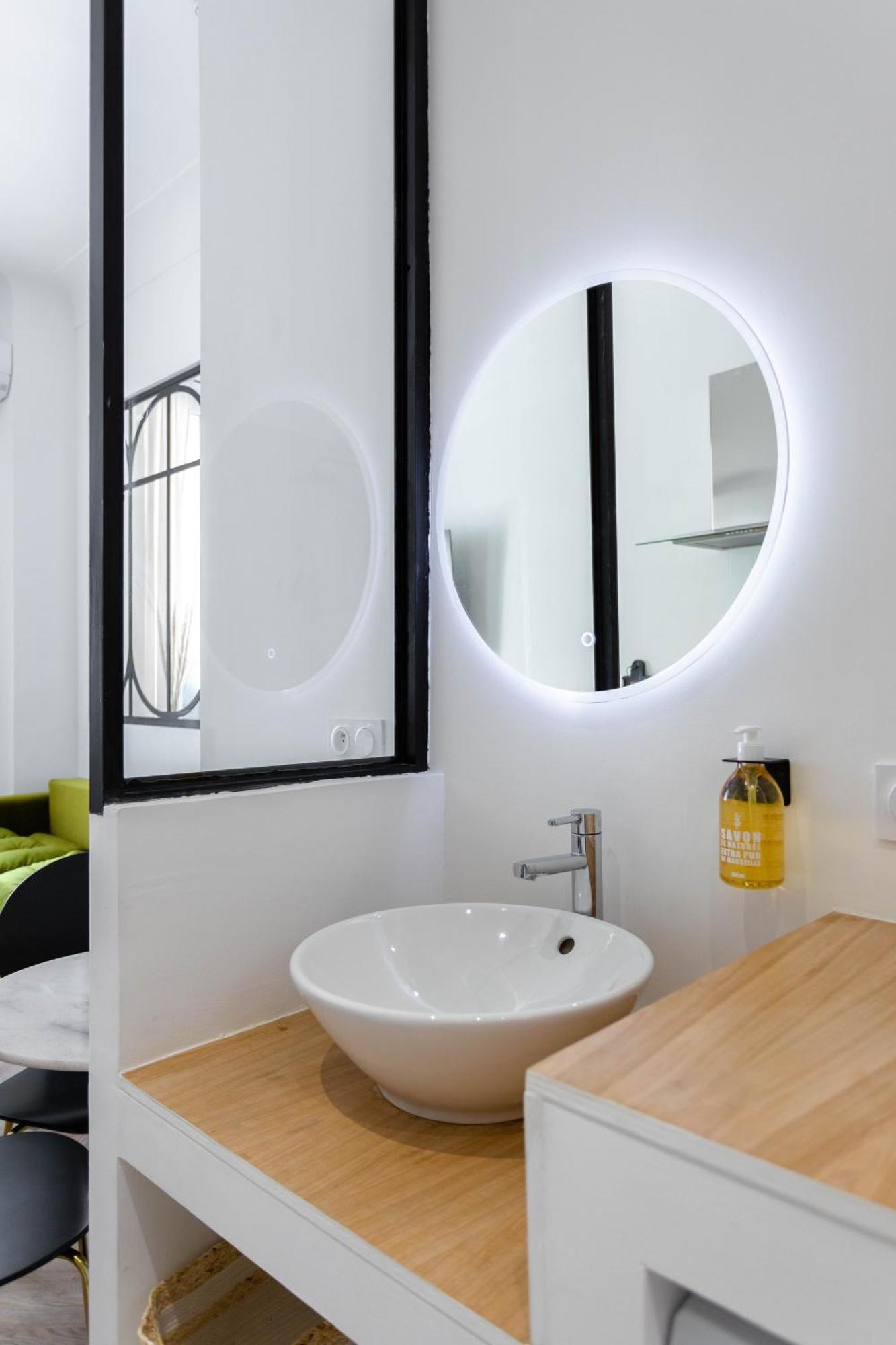 Suite Avec Baignoire Balneo A 4Min A Pied Du Vieux-Port Marseille Eksteriør bilde